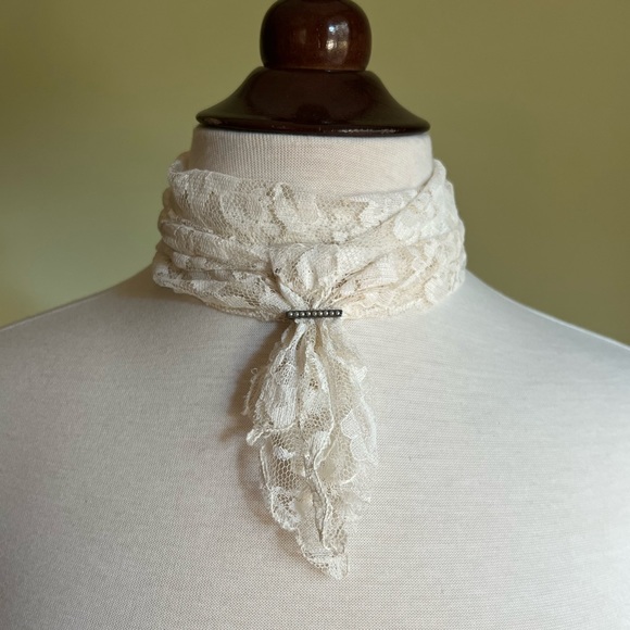 Seed Pearl Bar Pin, Miniature Lingerie Pin, Lace Pin, Signed - Picture 5 of 13